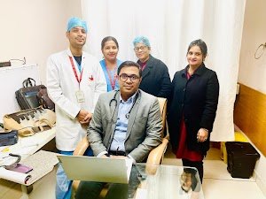 Dr. Sushrut Singh place picture
